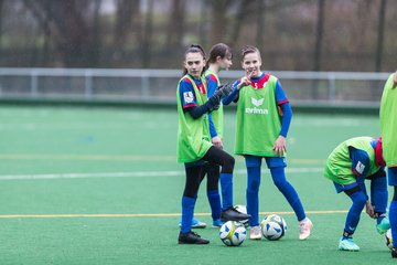 Bild 18 - wCJ VfL Pinneberg - J2 VfL Pinneberg : Ergebnis: 2:4